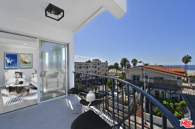 Building Photo - 1649 Appian Way