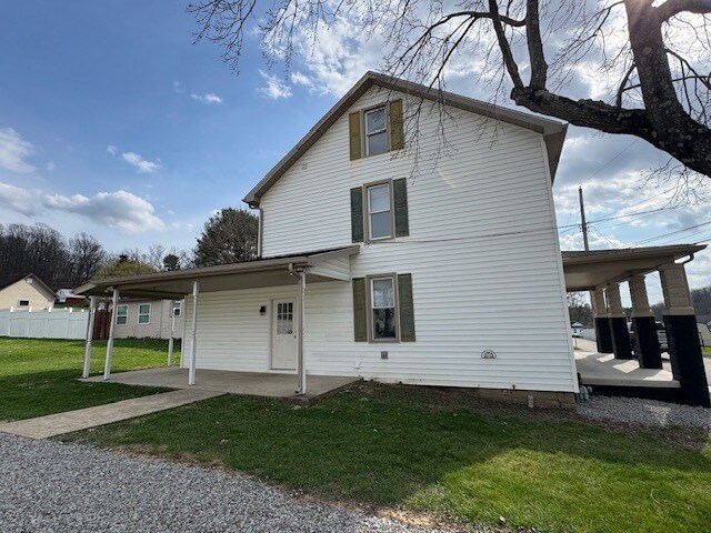 Building Photo - 2020 Atlantis Dr