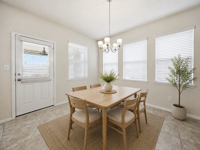 Building Photo - 24014 Via Viale Dr