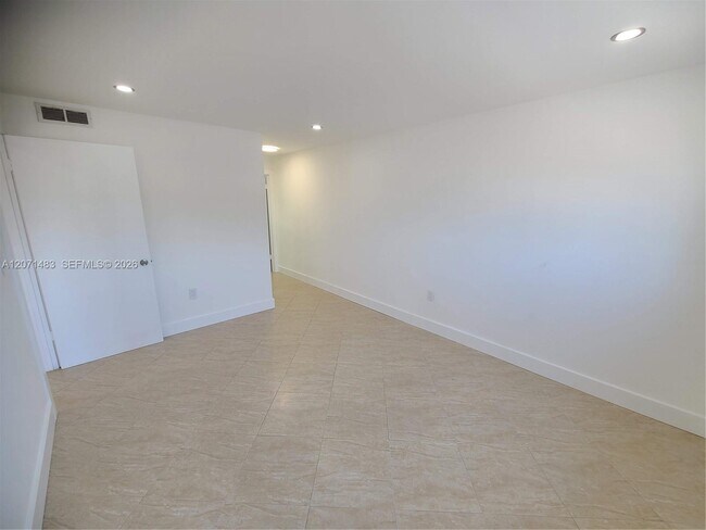Building Photo - 1612 Jefferson Ave