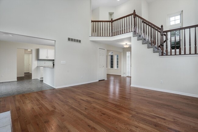 Building Photo - 2741 Blue Heron Ln