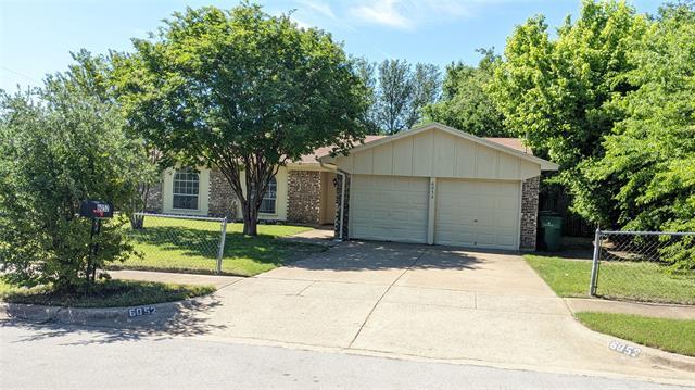 Building Photo - 6052 Highcrest Dr