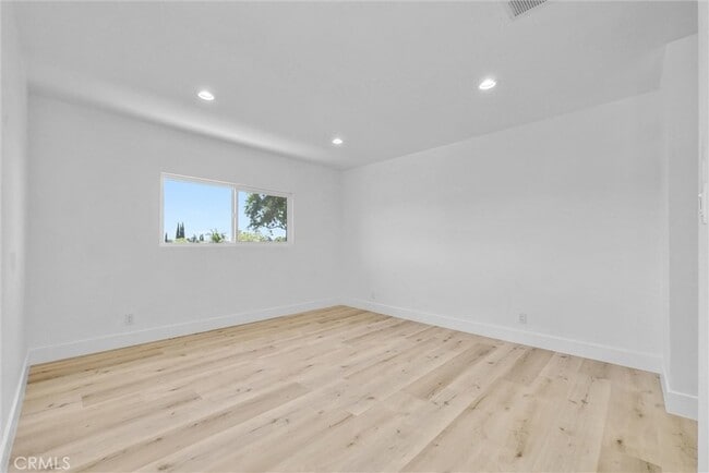 Building Photo - 5224 Hallowell Ave