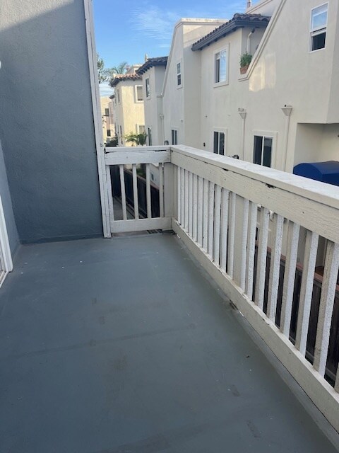 balcony pic 2 - 630 2nd St