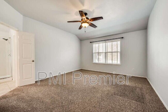 Building Photo - 4005 Ringdove Way