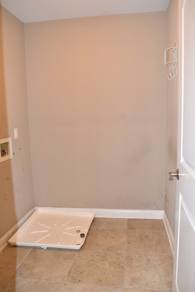 Building Photo - 2105 Herrick Ave