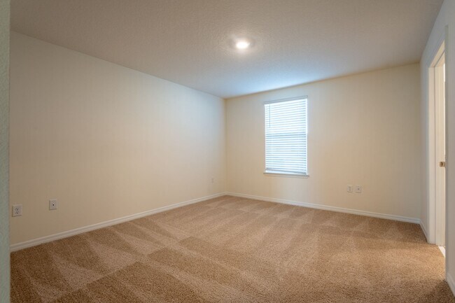 Building Photo - 13453 Sagestone Dr
