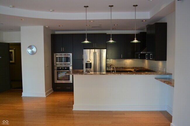 Building Photo - 429 N Pennsylvania St