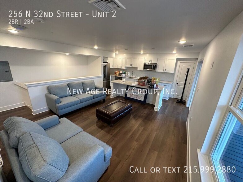 Building Photo - 256 N 32nd St