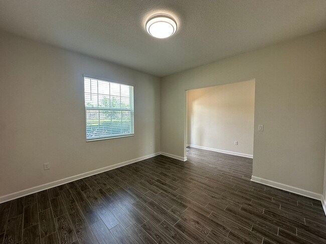 Building Photo - 1616 Oak Blossom Dr