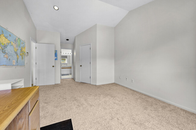 Building Photo - 6352 Aspen Ridge Blvd