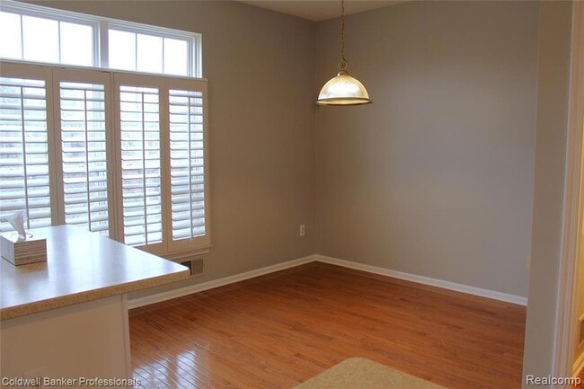 Building Photo - 387 Cherry Orchard Rd