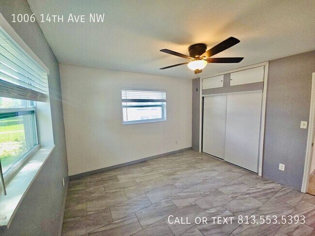 Building Photo - 1006 14th Ave NW