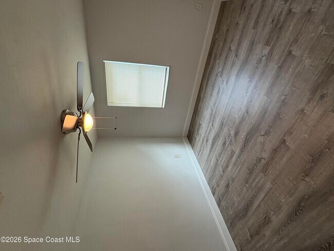 Building Photo - 313 Oleander Pl