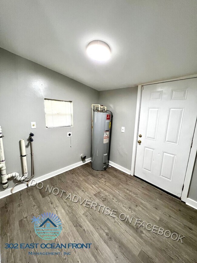 Building Photo - Lovely 2 bedroom / 1 bathroom home now available for rent!