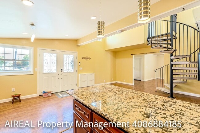 Building Photo - 10697 Morengo Dr