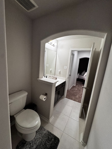 Building Photo - 8746 Flounder Rosa Ln