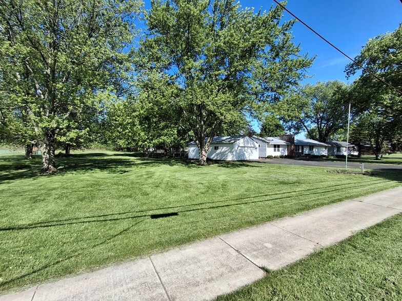 Building Photo - 3900 Ransomville Rd