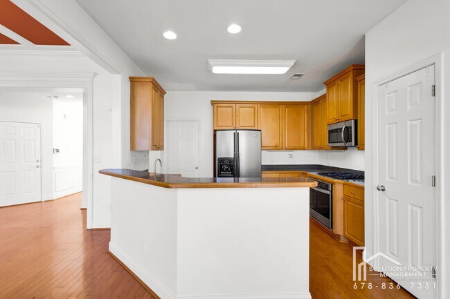 Building Photo - 1952 Barrett Knoll Ct NW