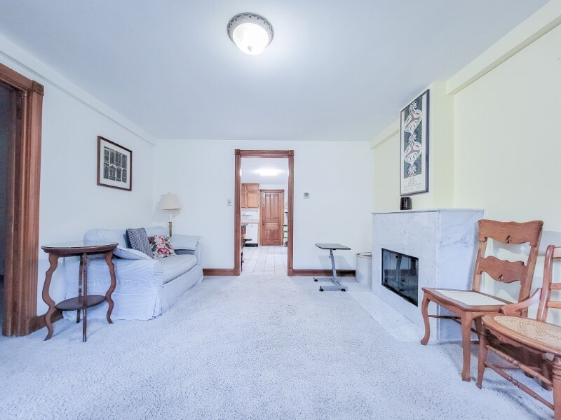 Building Photo - 2101 N Clifton Ave