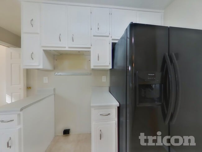 Building Photo - 538 Grove Pointe Ct