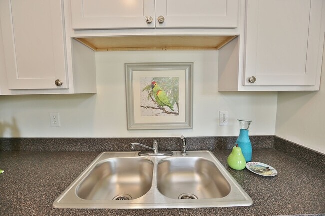 Building Photo - COMPLETELY UPDATED & READY 05-08-26!! 2-Bedroom 2nd Floor Duplex Just Minutes to the Beach!