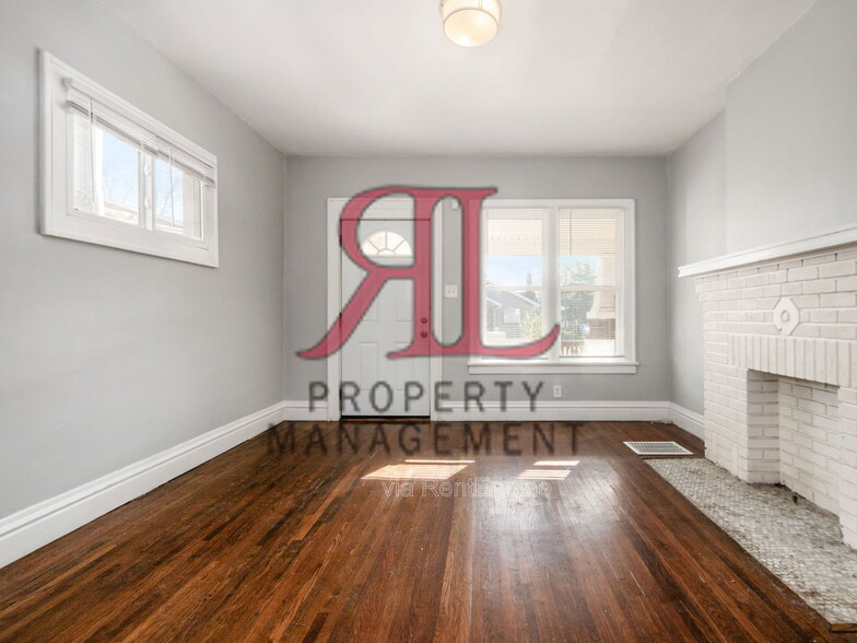Building Photo - 1113 S 22nd St