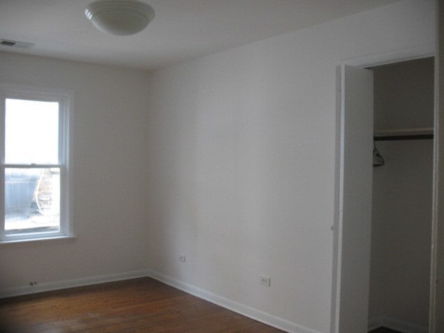 Building Photo - 6046 W Irving Park Rd