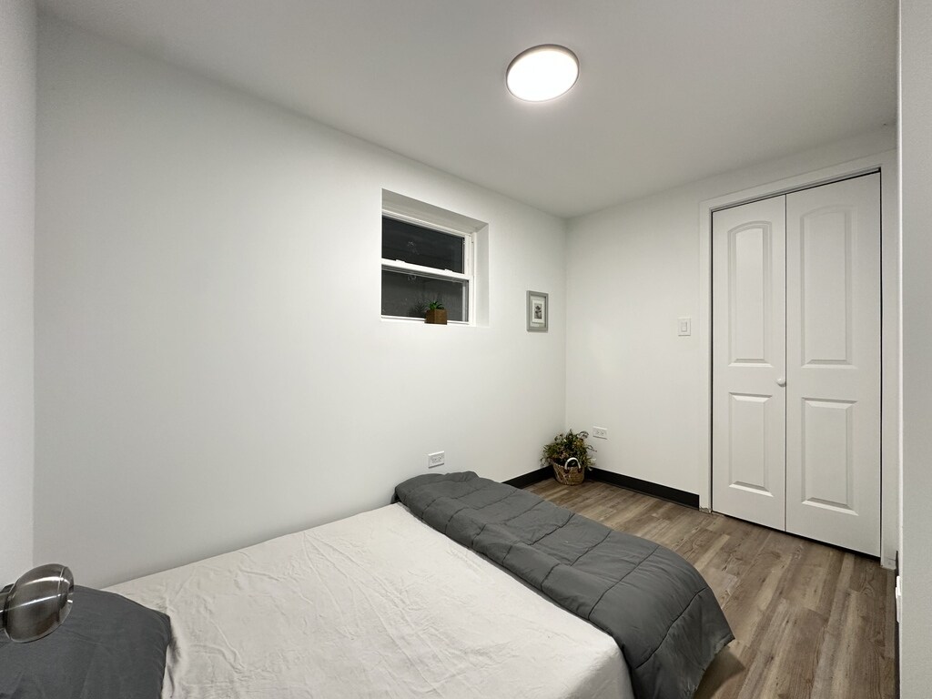 Building Photo - 1634 N Whipple St