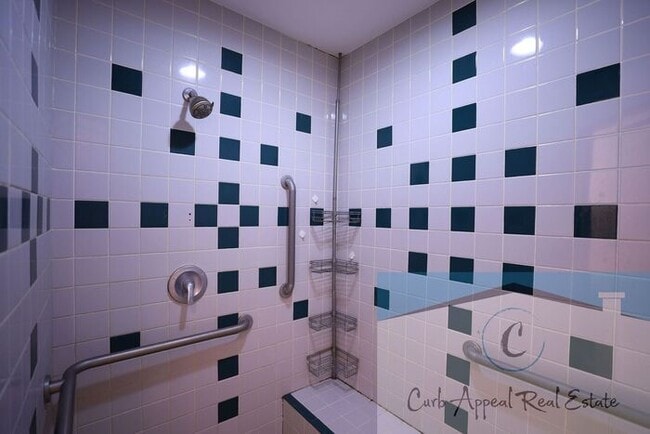 Building Photo - First month move in special $900!! Beautiful 3-bed, 2 bath condo with fireplace, 2-car garage - i...