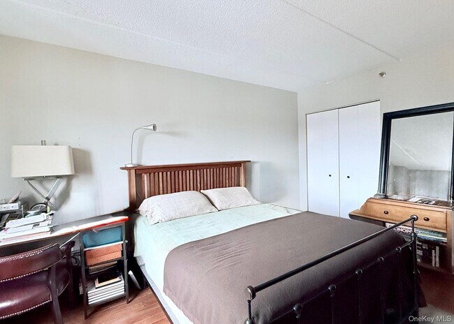 Building Photo - 123 Mamaroneck Ave