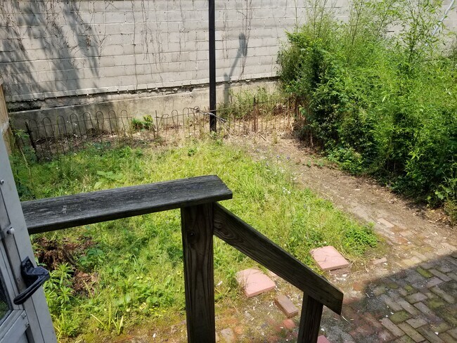 Yard - 210 S 43rd St