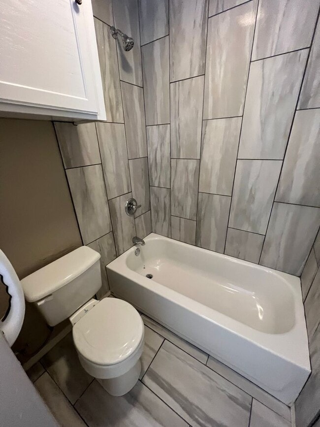 Building Photo - 3 Bed 2 Bath House with 2 Car Garage, Total Electric W/Yard Care Included