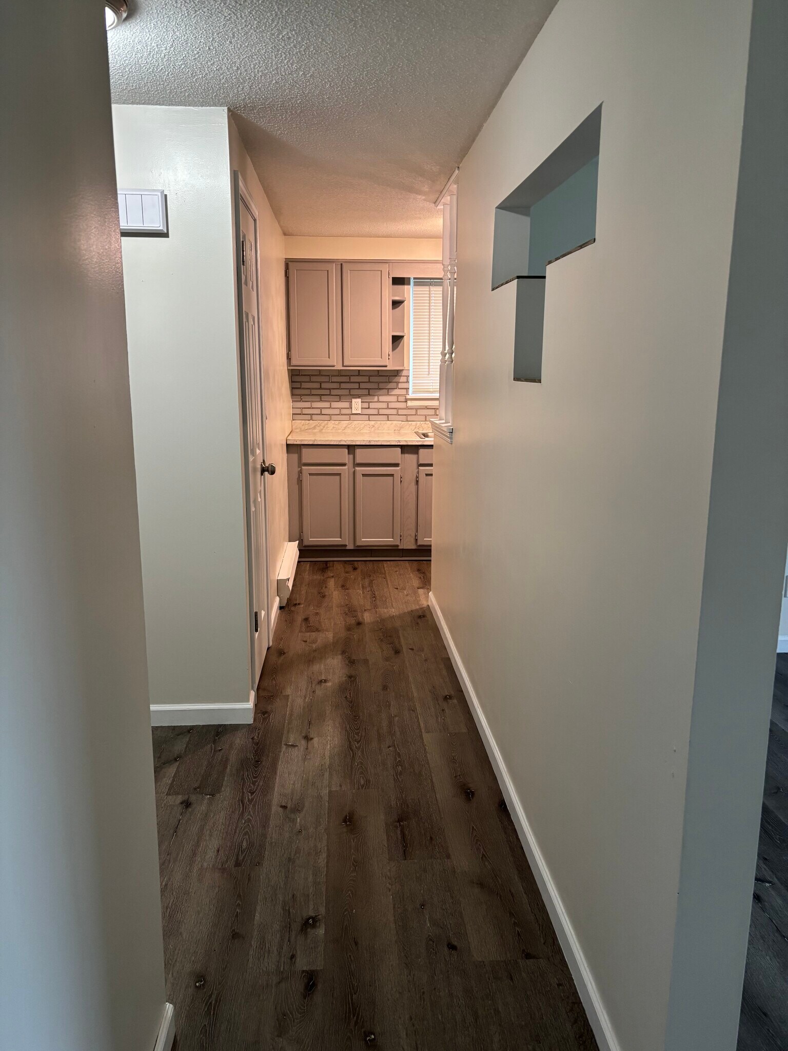 Building Photo - 2708 Alder Creek Dr S