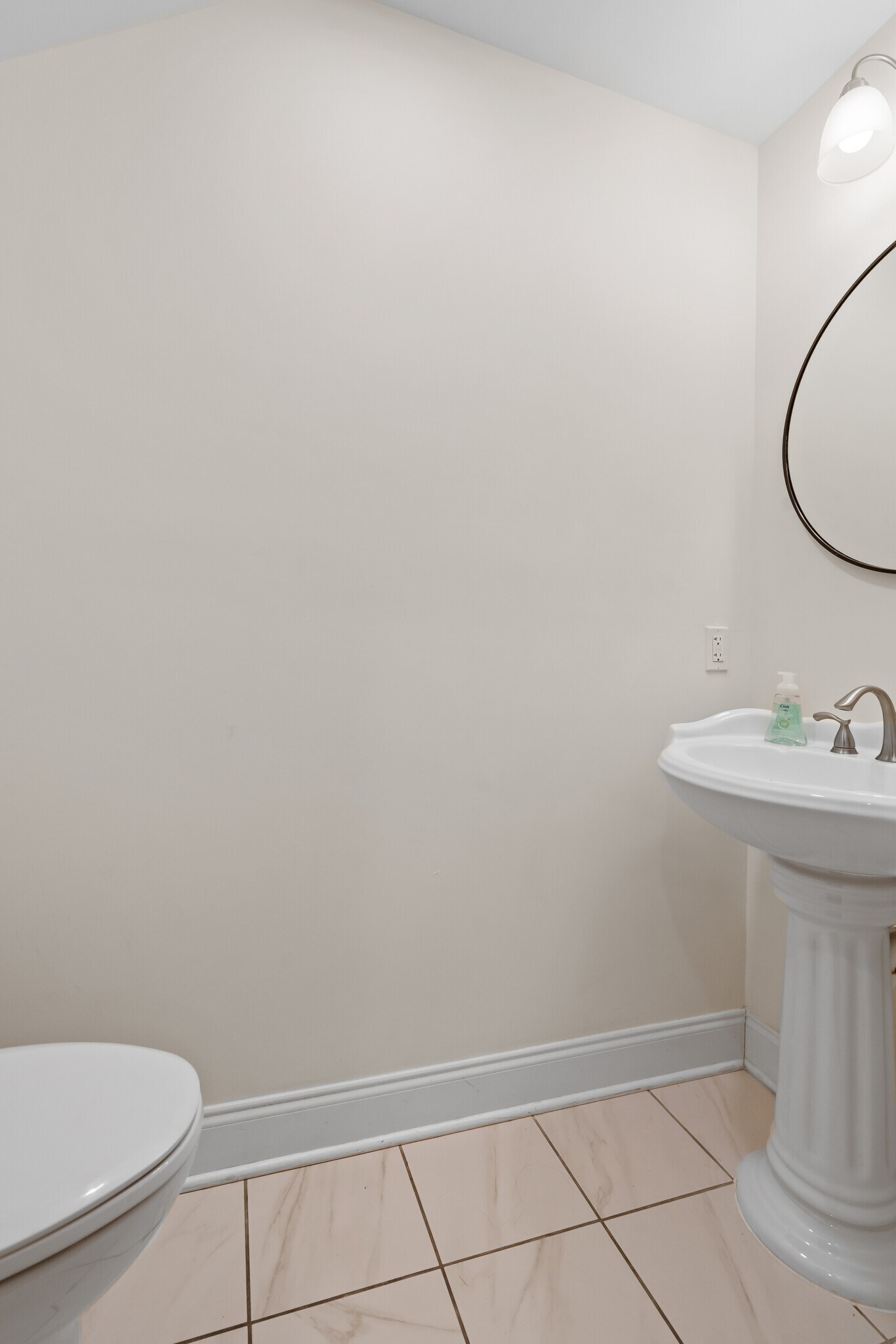 Building Photo - 36 Independence Way