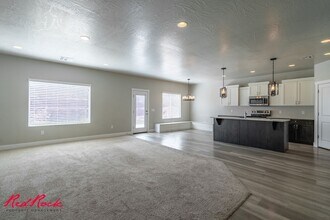 Building Photo - Single Level 3 Bedroom Home in St. George