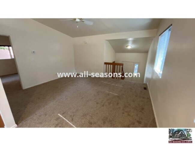 Building Photo - West side 2 story cute home for rent!