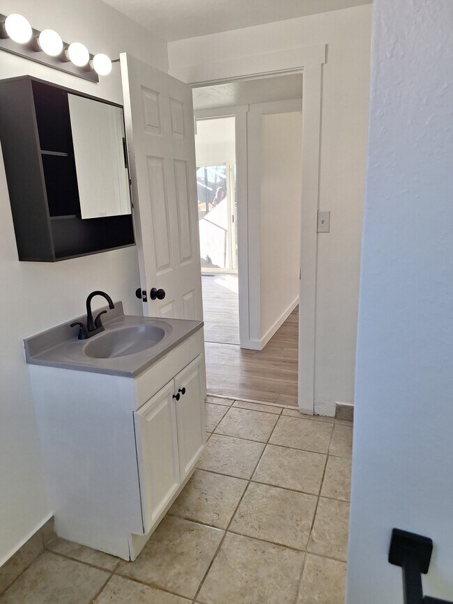 Building Photo - Roy 4-plex 2002