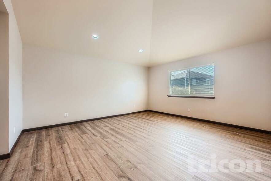 Building Photo - 6706 206th St Ct E