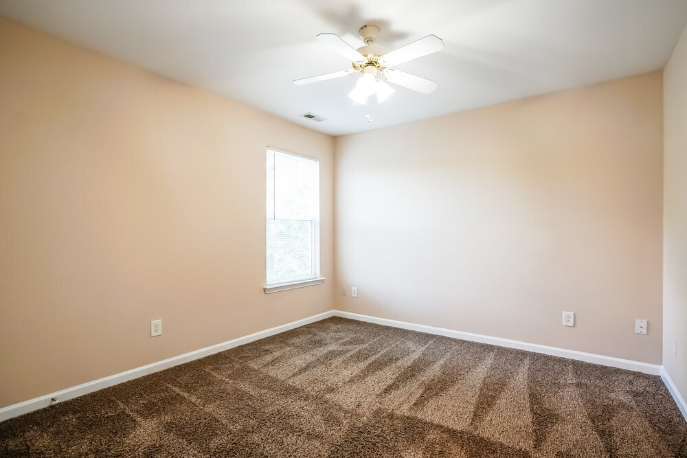 Building Photo - 3628 Pinkham Way