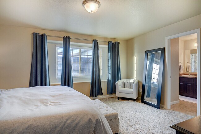 Building Photo - 4143 Park Haven Vw