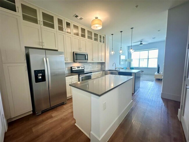 Building Photo - 1508 Blodgett St