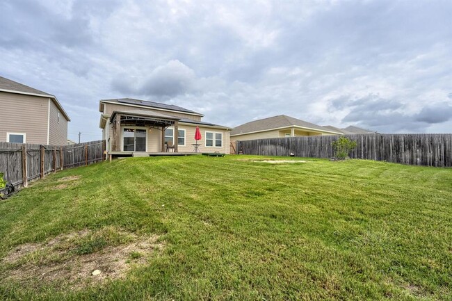 Building Photo - 14505 Shooter McGavin Dr