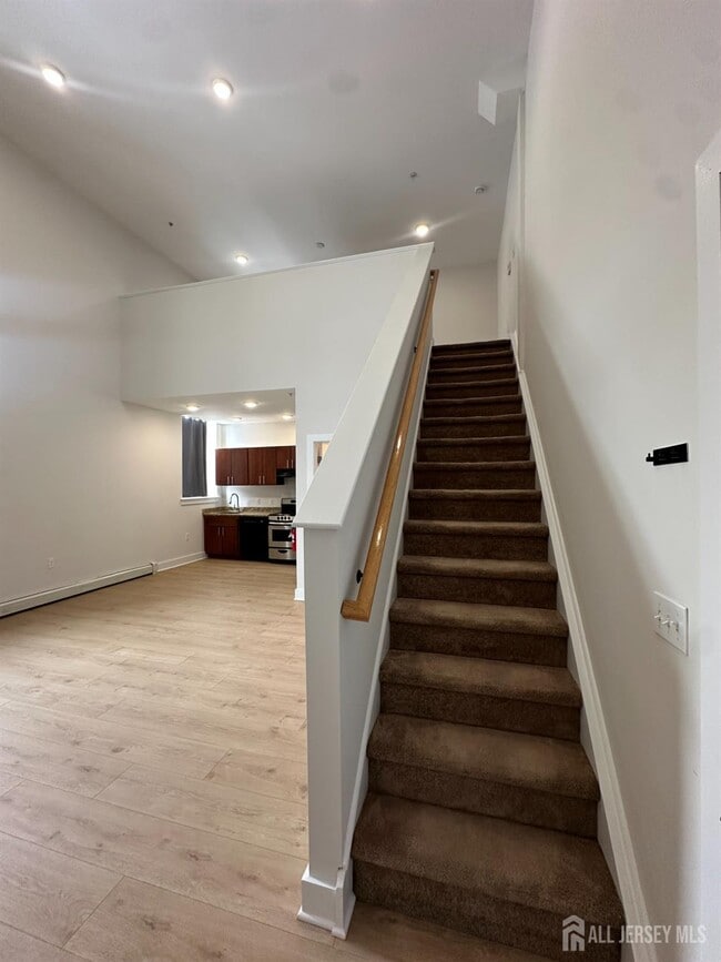 Building Photo - 234 1st St