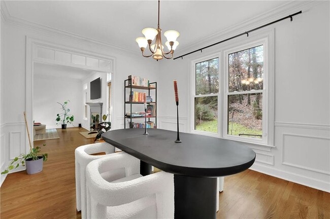 Building Photo - 7155 Roswell Rd