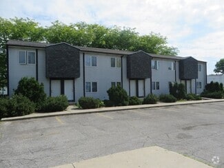 Building Photo - 821 Elmer Ave
