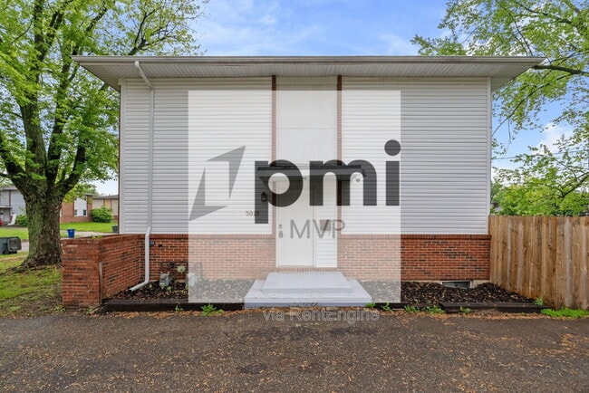 Building Photo - 3027 Rotunda Ct S