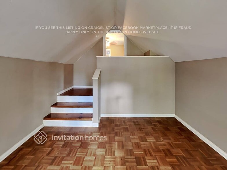 Building Photo - 3215 Revere Cir