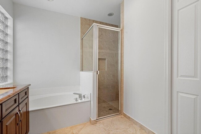 Building Photo - 14579 White Jade Terrace