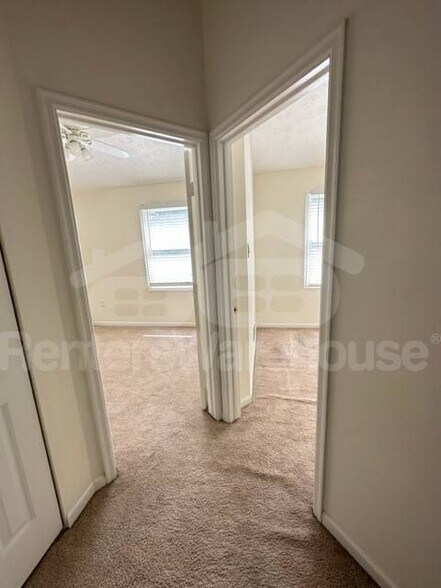 Building Photo - 7063 Copperwood Way